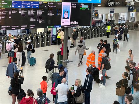 Rail Passengers Face ‘large Fare Hike From 2024 Campaigners Warn