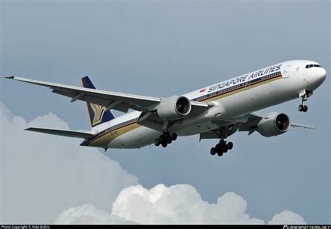 9V SYD Singapore Airlines Boeing 777 312 Photo By Aldo Bidini ID