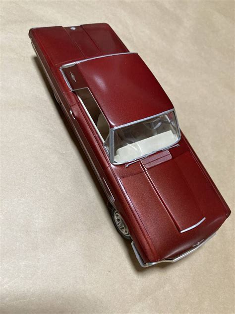 Yahooオークション 送料無料 Amt社の完成品 「1965 Ford Thunderbir