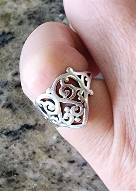 James Avery Retired Fancy Scrolled Heart Ring Size 4 Gem