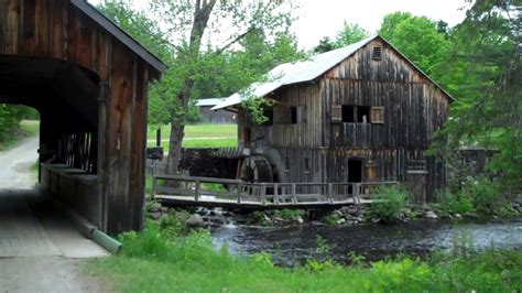 Sawing Lumber With Water Powered Sash Sawmill At Leonards Mills Youtube