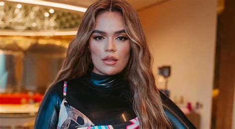 Karol G Public Una Foto Sexy En Bikini Que Enloqueci A Sus Fans
