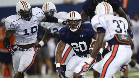 Auburn Football Practice Report Day 6 Qbs Go Live In First Scrimmage