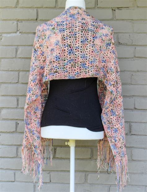 Lovely Feminine Spring Crochet Shawls Pattern Center