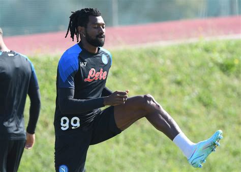 Ligue Des Champions Zambo Anguissa De Retour Ce Soir Avec Naples