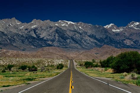 The Road To Mt Whitney Looking West At Mt Whitney And Wh Flickr