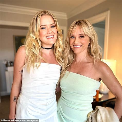 Legally Blonde Fans Call On Reese Witherspoon S Lookalike Daughter Ava Phillippe To Be Cast