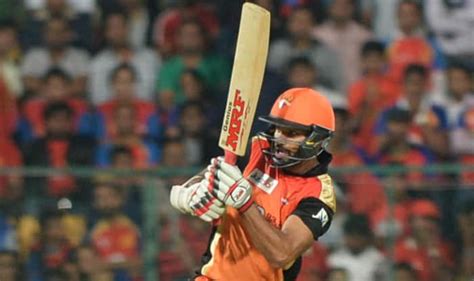 Sunrisers Hyderabad Defeat Royal Challengers Bangalore Ipl 2015 Picture Highlights Of Rcb Vs