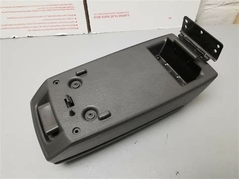 Used Gmc Canyon Chevy Colorado Center Console Armrest Lid Oem For