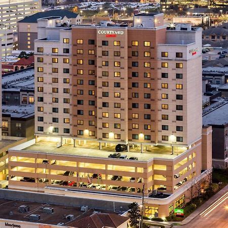 Courtyard By Marriott Houston By The Galleria Expert Review: What To ...