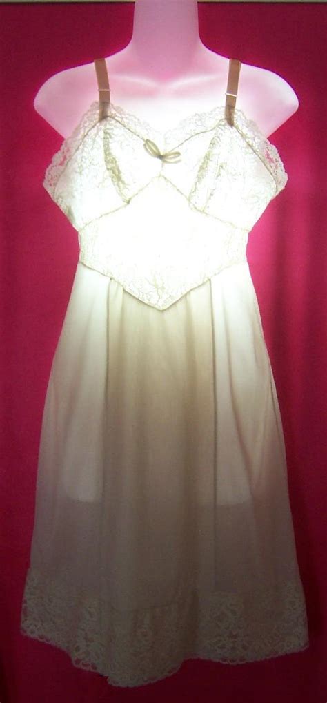 Fabulous Vintage Texsheen Full Nylon Slip Sz Pink Girl Vintage Lingerie