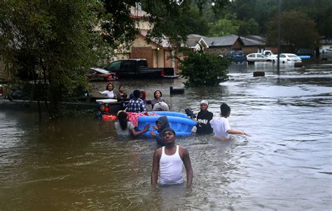 21 Photos That Show Just How Bad The Flooding In Houston Really Is