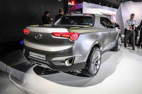 Hyundai Santa Cruz Pickup Concept Revealed In Detroit