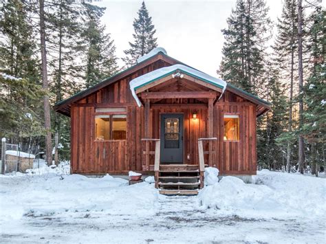 Winter Cabin Rental Near Whitefish Mountain Resort In Montana