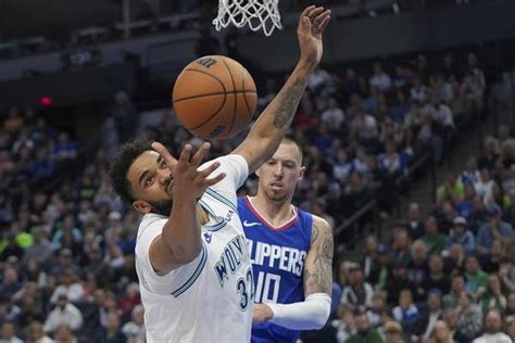 Kawhi Leonard Scores 32 Points Clippers Edge Timberwolves 89 88 In Physical Defensive Game