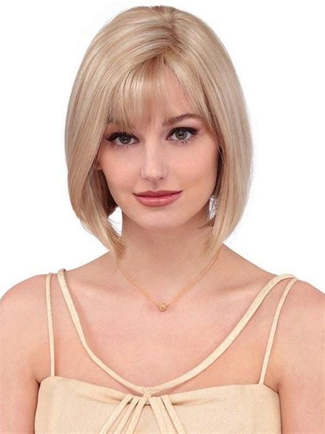 Chin Length Blonde Bobbed Style Wigs With Bangs