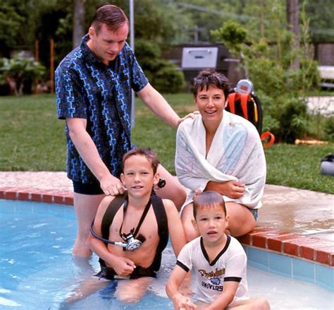 Neil Armstrong Family Information