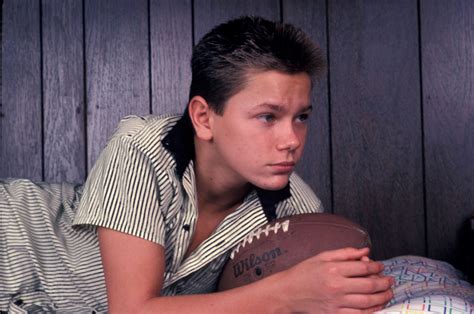 20 Fabulous Photos Of River Phoenix As A Kid From The Mid 1980s