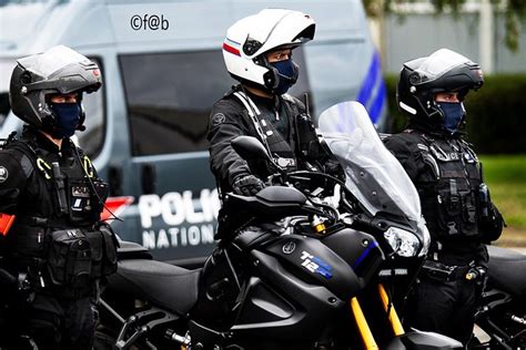 Seine Saint Denis Un Policier Bless Lors D Une Course P Flickr