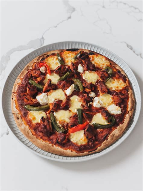 Cheesy Bbq Chicken Pizza Chloe Ting Recipes