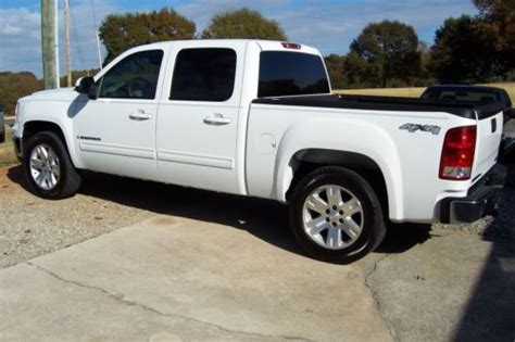 Sell Used 2008 Gmc Sierra 1500 Slt Crew Cab Pickup 4 Door 53l 4x4