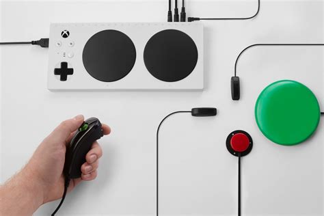 Microsoft Is Helping Veterans Game Again With Xbox Adaptive Controllers