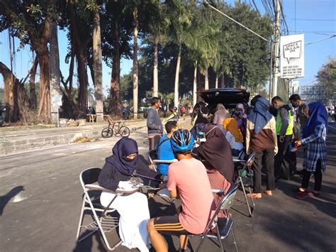 Masyarakat Serbu Pemeriksaan Gratis STIKes Hamzar Di CFD Taman Kota