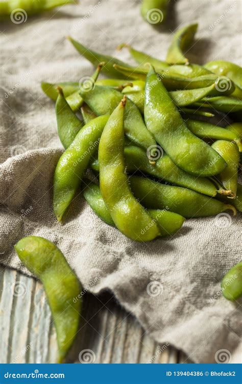 Raw Green Organic Edamame Soy Beans Stock Photo Image Of Food Fresh