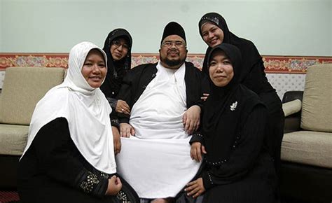 Malaysia Bans Steamy ‘islamic Sex Guide Report