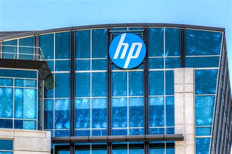 Signature D Un Partenariat Entre La Soci T Hp Inc Et Le Minist Re