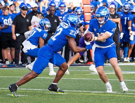 Ub Football Goes Back To Drawing Board In Pursuit Of Sixth Win And Bowl