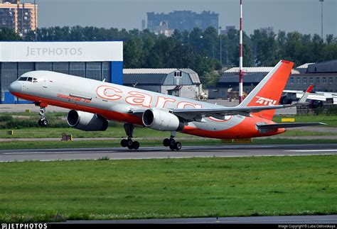 RA-73352 | Boeing 757-223(PCF) | Aviastar-Tu Air Company | Luba ...