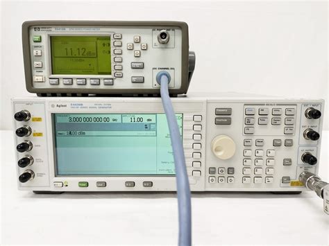 HP Agilent E4436B Esg Dp Series 3 GHz Signal Generator Un5 Und