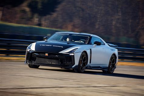 Nissan GT-R50 by Italdesign : nouveauté en vue ? - Motorlegend