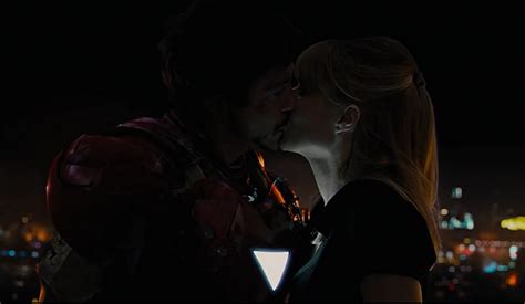 First Kiss of Tony Stark & Pepper Potts in "Iron Man 2" Rainbow Walls ...