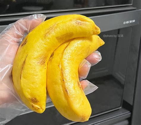 【奶黄香蕉🍌包的做法步骤图，怎么做好吃】a梨涡 下厨房