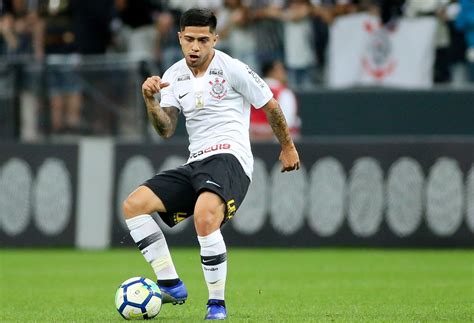 Corinthians Encaminha A Rescis O De Contrato Do Paraguaio S Rgio D Az