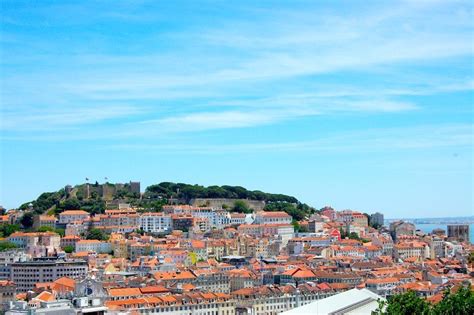 Lisbons Nightlife Top Bars And Clubs In Bairro Alto