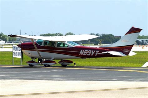 N Vt Cessna M Skylane Lakeland Linder N Flickr