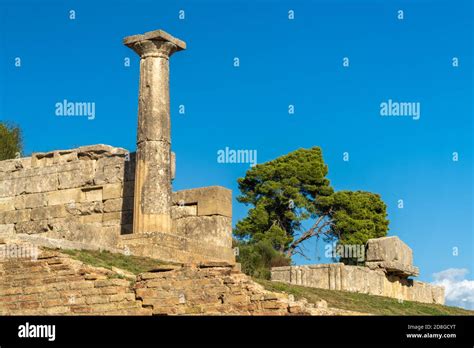 Ruins of the Temple of Hera in the archeological site of Olympia ...