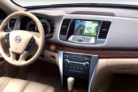 Aftermarket Navigation System Nissan Maxima