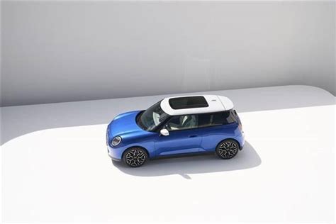 宝马展示新一代纯电MINI 搜狐汽车 搜狐网