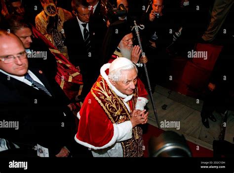 Ecumenical Patriarch Leave Hi Res Stock Photography And Images Alamy