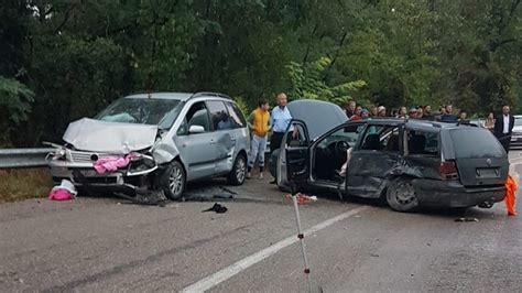 FOTO Accident grav la ieșire din Băneasa spre Ostrov O femeie a murit