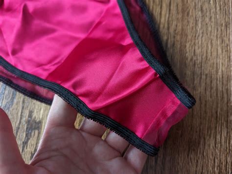 VTG LIQUID SATIN MESH Bikini Panties HOT PINK M L SIL Gem