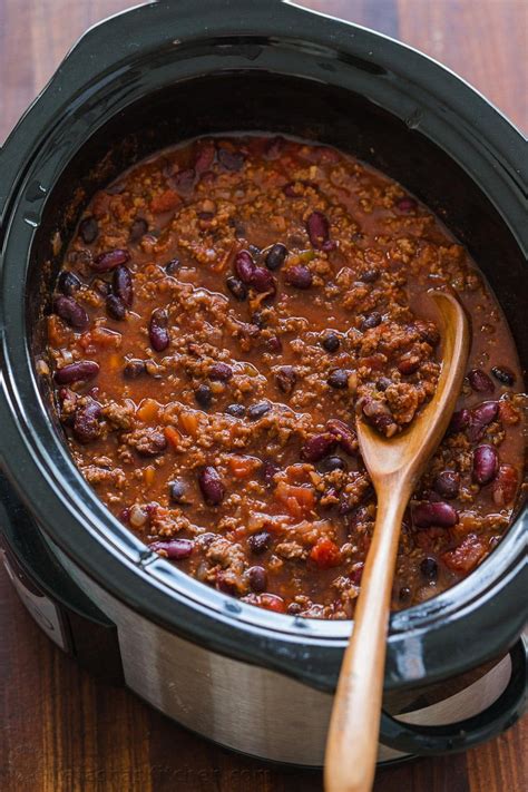 Easy Slow Cooker Chili Recipe With Ground Beef Beans Tomatoes And