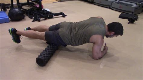 How To Foam Roll Your Quads Youtube