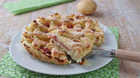 Tarte Sal E Aux Pommes De Terre Farcie Au Jambon Et Au Fromage