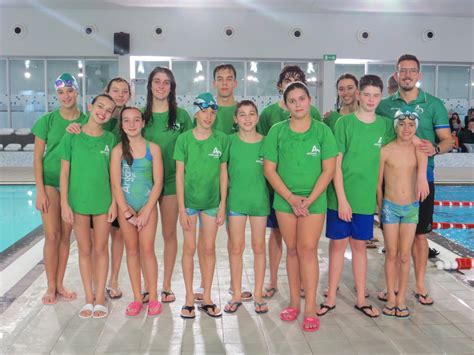 A Equipa De Nata O De Arganil Competiu Na Piscina Municipal De Lamego