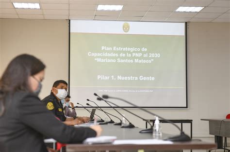 Policía Nacional Presenta Propuesta Orientada A La Modernización Y El